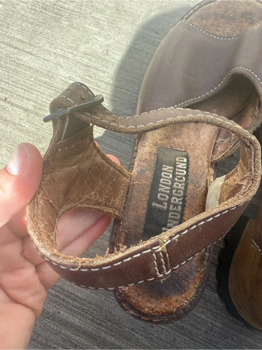 VTG 90s London Underground Brown Leather Strappy Platform Sandal Wood Sole Sz 8